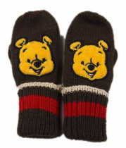 Foreign trade European single cute baby gloves autumn and winter warm wool cartoon shape Pooh baby knitted gloves