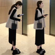 Japan pregnant women autumn suit fashion model 2021 New Net red cover pregnant belly two-piece small fragrant style dress tide