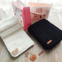 Own hand-woven wool scarf finished Winter flat needle ice strips to give male and female friends gift bear