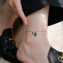 The new 18K gold plated natural green black agate stone anklet in 2022 has a high-grade design that is not fading in the minority