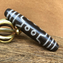 Xiangxiong Tianzhu Tibetan Ten-eyed Tianzhu Natural cinnabar Genuine nine-eyed Shale Tiansheng Stone Tianzhu 