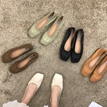 Flat single shoes womens shoes 2021 new autumn boat shoes shallow soft bottom pleated granny spring and autumn shoes