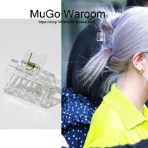  South Korea Park Choi-young with the same simple clean and transparent white French square grab clip to go out to travel plate hair grab hair card