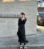 WXLSTUDIO Black V - collar French dress woman 2023 new summer design to feel the waist slim long skirt