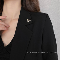 Day Series Caring Brooch Women Ins Tide Tennis Red Individuality Pin pins Anti-walk light buttoned with sweatshirt Temperament Suits Accessories