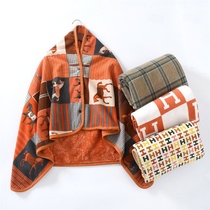 Cover blanket Autumn and winter flannel shawl blanket office Nap Nap velvet padded cloak multifunctional warmth