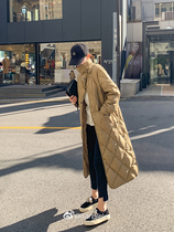 Anti-season light down jacket womens winter new white duck down long Korean slim simple super long knee jacket