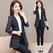 Plaid small coat short small man this year popular large size womens clothing in February August wear suit 2021 Spring and Autumn New