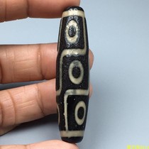 Tibetan old Agate black and white nine-eyed old celestial beads necklace pendant to pure oil-run old mine Buddha beads accessories