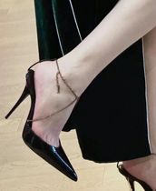 M La wears her own personality charm