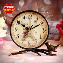 Creative wrought iron decorative clock Mute living room Bedroom desk clock decoration Metal clock desktop clock Table clock