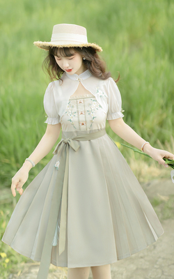 taobao agent Genuine green small princess costume, summer dress, Lolita style, Lolita OP