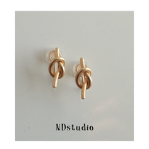 ND no ear hole in knotted geometric mosquito coil pan ear clip matt gold minimalist high level sensational method small