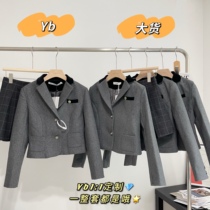 (JOEY) Palace autumn and winter vest shirt skirt early winter small man short wool woolen suit jacket women