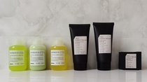 W HOTELS W SHAMPOO Conditioner Body Soap Body Lotion Cleanser Soap