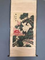 Vintage antique Chinese scroll hanging painting Zhongtang painting collection Living room hanging painting Landscape painting Pine crane extension map has been mounted