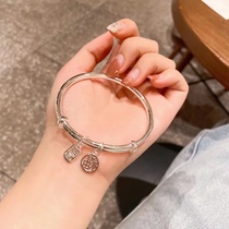 Lao Fengxiang Yun sterling silver bracelet s999 foot silver simple glossy brand solid gift for girlfriend mother Valentines Day gift