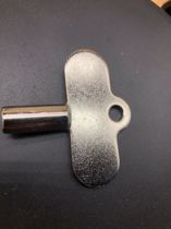 Inner triangle water pipe cut-off door switch DN15 copper gate valve lock key Heating key DN25 copper cut-off door open