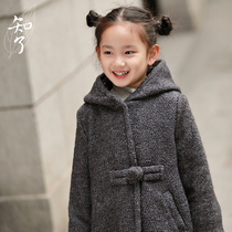 Knowledge of the childrens clothing spring and autumn girls Mao and the coat retro childrens large market buckle snowflakes K4578