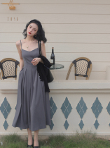Wine lunch homemade French vintage 2022 womens autumn pure desire V neck strap dress pleated waist thin midi skirt