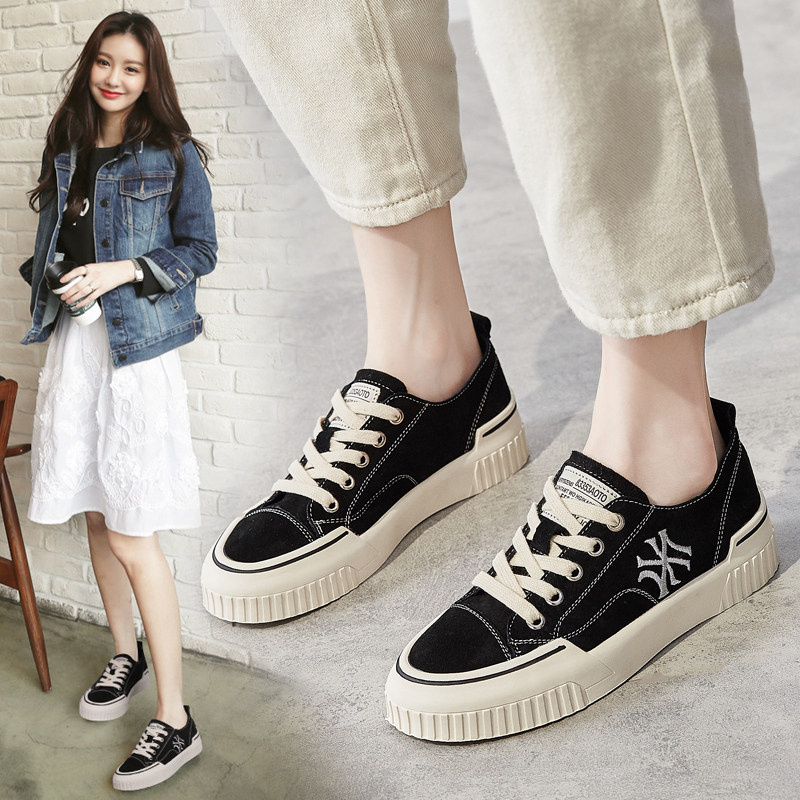 Leather little black shoes womens autumn 2021 burst 100 flat-bottomed black tide shoes foreign airboard shoes black womens shoes net red