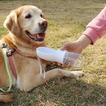 Pet with the cup out supplies dog outdoor travel pet feeding water drinking fountain pet portable water Cup