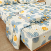 Summer Quilt Cool Mat Four Sets Little Clear New New Red Wind Summer Cool By Summer Ice Silk Air Conditioning By A Thin Section Quilt Washable Water Washable