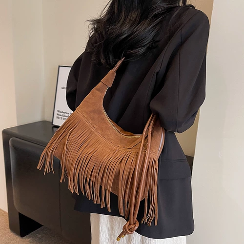 Небольшая дизайнерская демисезонная ретро модная сумка, стиль бохо