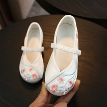 2021 new childrens embroidered shoes Chinese style shoes antique girls Hanfu dance shoes performance shoes old Beijing cloth shoes