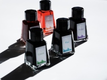 (Dip pen special color ink) round flower body English calligraphy art characters adult character color ink calligraphy ink