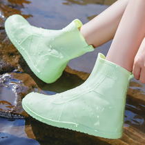 Rain shoes mens overshoes waterproof fashion models wear silicone rain boots non-slip wear-resistant childrens rain shoes cover womens thick water shoes