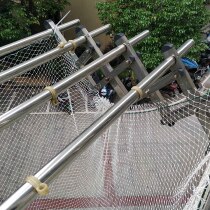 Falling mesh window high floor windproof to prevent clothes clothes from falling net household protective cover artifact