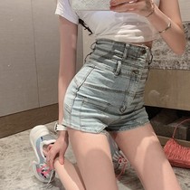 Ultra high waist hot pants 2021 summer new thin and versatile old light color tide sexy denim shorts womens hip pants