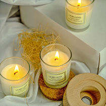 Hot selling style glass cup fragrant lavender accompanied by hand saluted lavender bedroom girl candle incense smoked girl presents