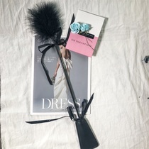 Flirting feathers provocative stick interest hand-slap female slave sm suit criminal equipment skin beat whip sex tool husband and wife intercourse
