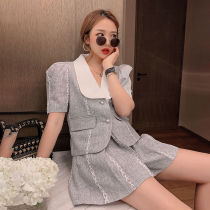 2021 summer new fashion Korean version of the two-piece temperament Port wind pleated skirt short-sleeved top Western style short skirt womens tide