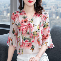 Silk shirt womens short-sleeved 2021 new summer fashion floral top slim-fit age-reducing foreign style ruffle shirt