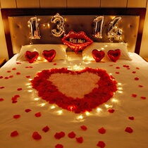 Simulation fake rose petal arrangement marriage proposal Valentines Day surprise romantic proposal hotel room decoration props