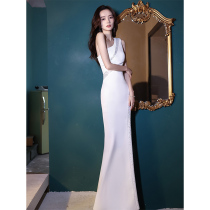 Evening dress women 2021 new summer high-end banquet party catwalk performance temperament white sexy fishtail dress