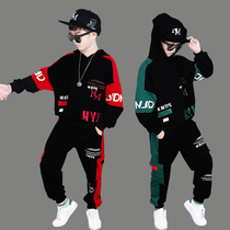 5 childrens clothing 6 boys spring clothing suit 2022 new 8 tide cards 7 CUHK children sports handsome childrens clothing spring and autumn