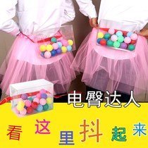 Wedding outdoor Rooster laying eggs game props throwing ball kindergarten table tennis block door groom amusing variety show