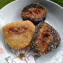 Guangxi Hechi fresh pillow meat dumplings black rice dumplings pork belly fragrant rice dumplings gray water chestnut mung bean filling a catty