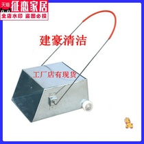 Old-fashioned sanitation iron garbage shovel wheel iron dustpan outdoor cleaning iron dustpan iron back bucket sanitation poke