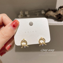 925 silver pin Korean simple personality circle diamond earrings small cross earrings nail Net red temperament design sense female