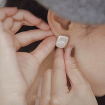 Irregular mother-of-pearl studs female luxury Baroque earrings 2021 New Tide Palace earrings