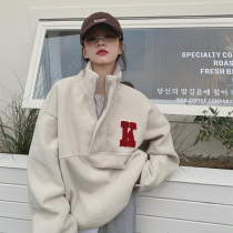 Winter Rocks Velvet thicken Lieutenant Lieutenant female loose-hundred and retro design letter embroidery Polo collar coat