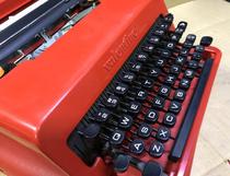 VINTAGE]60S Italy Olivetti Valentine Red Valentines Day typewriter normal use