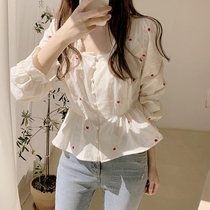 French vintage square collar fresh floral embroidered shirt 2021 early autumn lady niche waist waist bubble long sleeve top