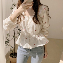 French vintage square collar fresh floral embroidered shirt 2021 early autumn lady niche waist waist bubble long sleeve top