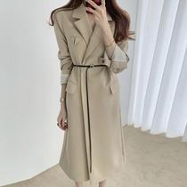 2021 autumn trend fashion new simple Korean version of temperament celebrities foreign style retro loose waist windbreaker female tide